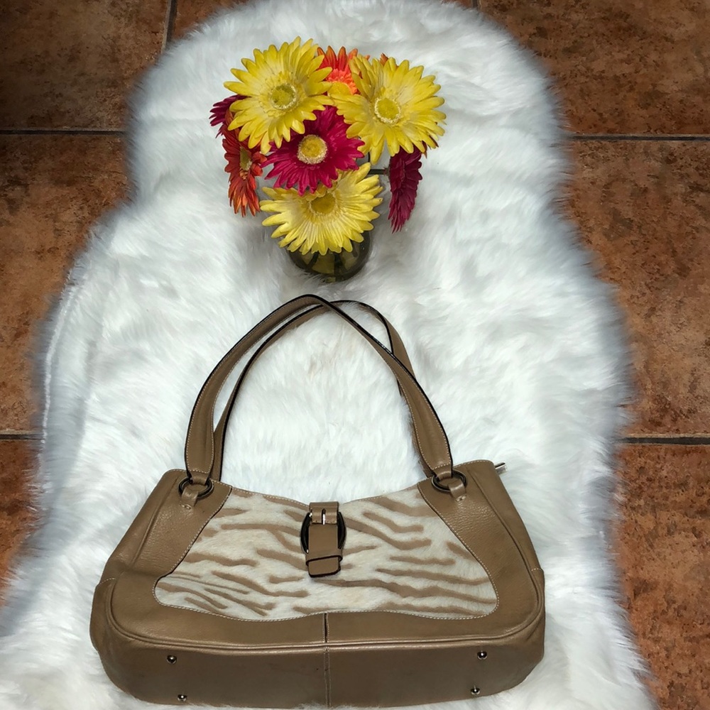 PUNTOTRES LEATHER POCKETBOOK